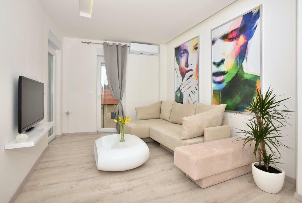 Ferienwohnung Apartman Petra Makarska Exterior foto